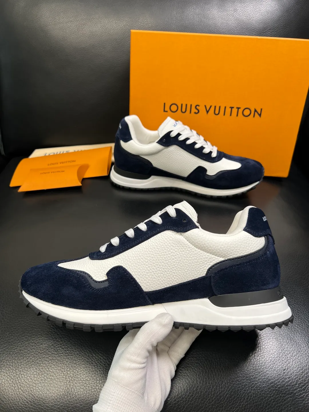 Men's shoes 💰620 Lv high quality top handicrafts Louis Vuitton, counters are equipped with original factory configuration, uppers are imported from Italy, high-quality splicing colorful complex handicrafts, imported cowhide lining is soft and comfortable, soles: original soles specially provided by the original factory, T men's shoes 💰U exclusive movable molded soles are super comfortable, original factory single goods, code number 39-44 (customized 38 45)